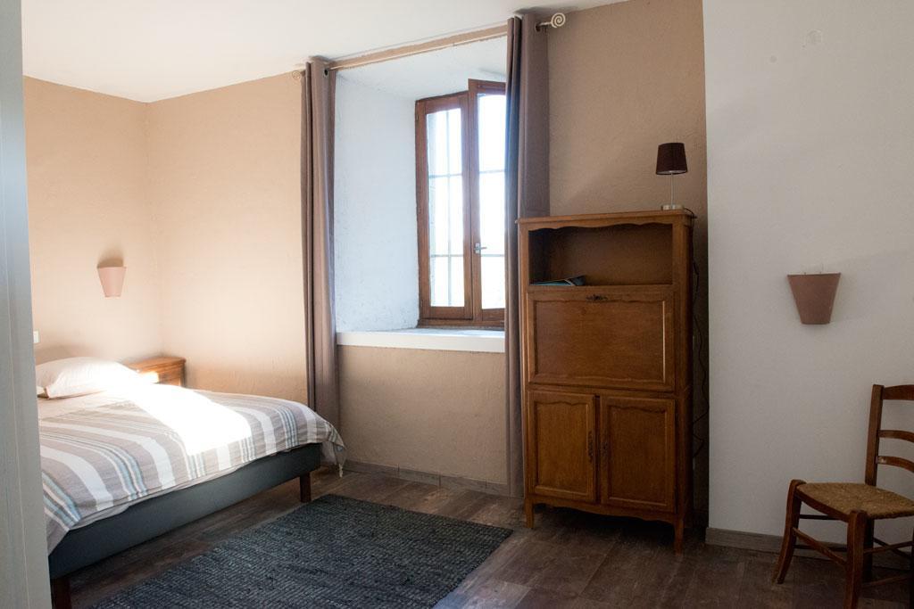 La Vallee De Gaia Bed & Breakfast Saint-Hilaire-de-Lavit Екстериор снимка